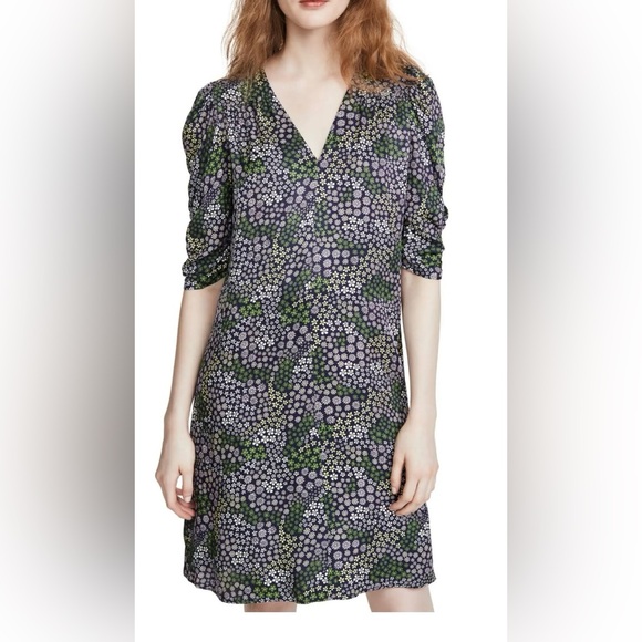 See By Chloe Dresses & Skirts - See by Chloe Floral V Neck Multicolor Shift Floral Dress